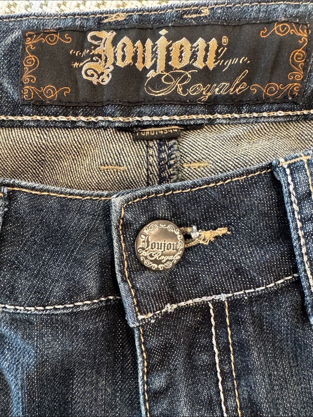 Joutou Royale Boot Cut Low Rise Distressed Details Women’s‎ 32 Wide Leg Jeans